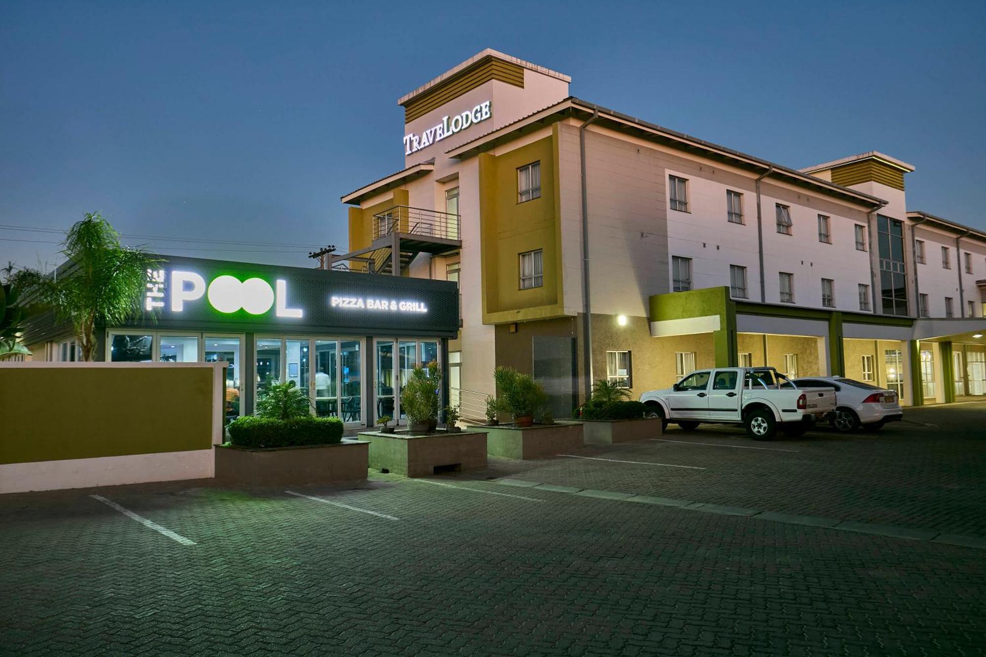 גאבורון Travelodge מראה חיצוני תמונה