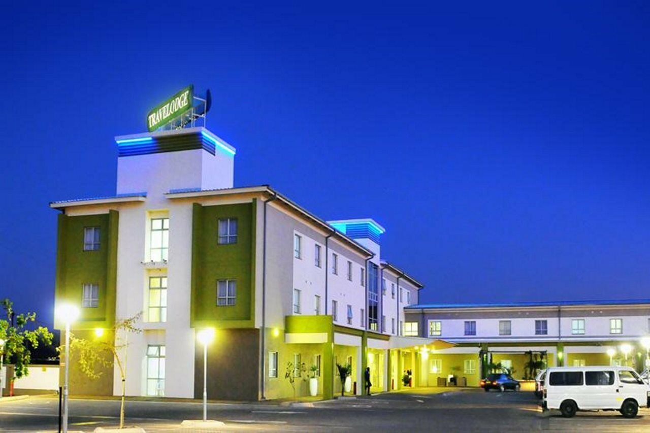 גאבורון Travelodge מראה חיצוני תמונה