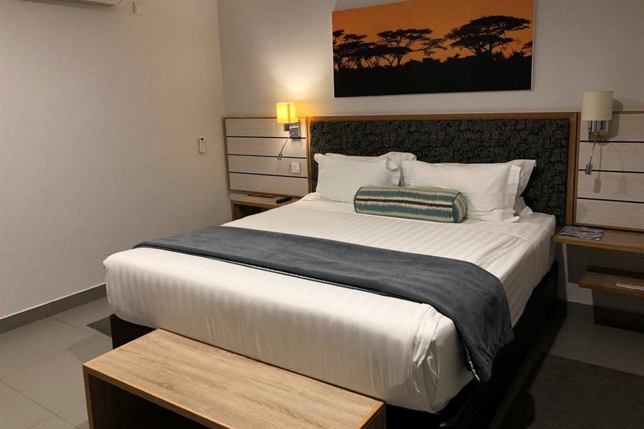 גאבורון Travelodge מראה חיצוני תמונה
